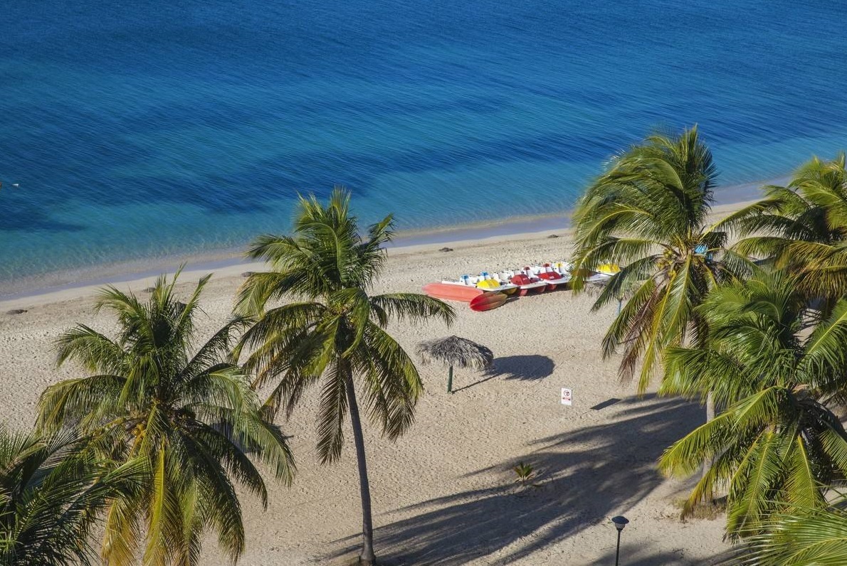“墨西哥湾的钥匙”古巴，加勒比海的肥沃之地，盛产雪茄和蔗糖