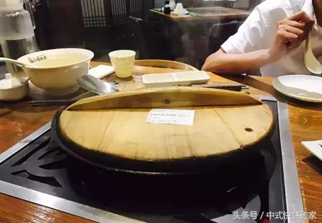 铁锅焖面餐桌,食堂蒸箱铁锅焖面做法