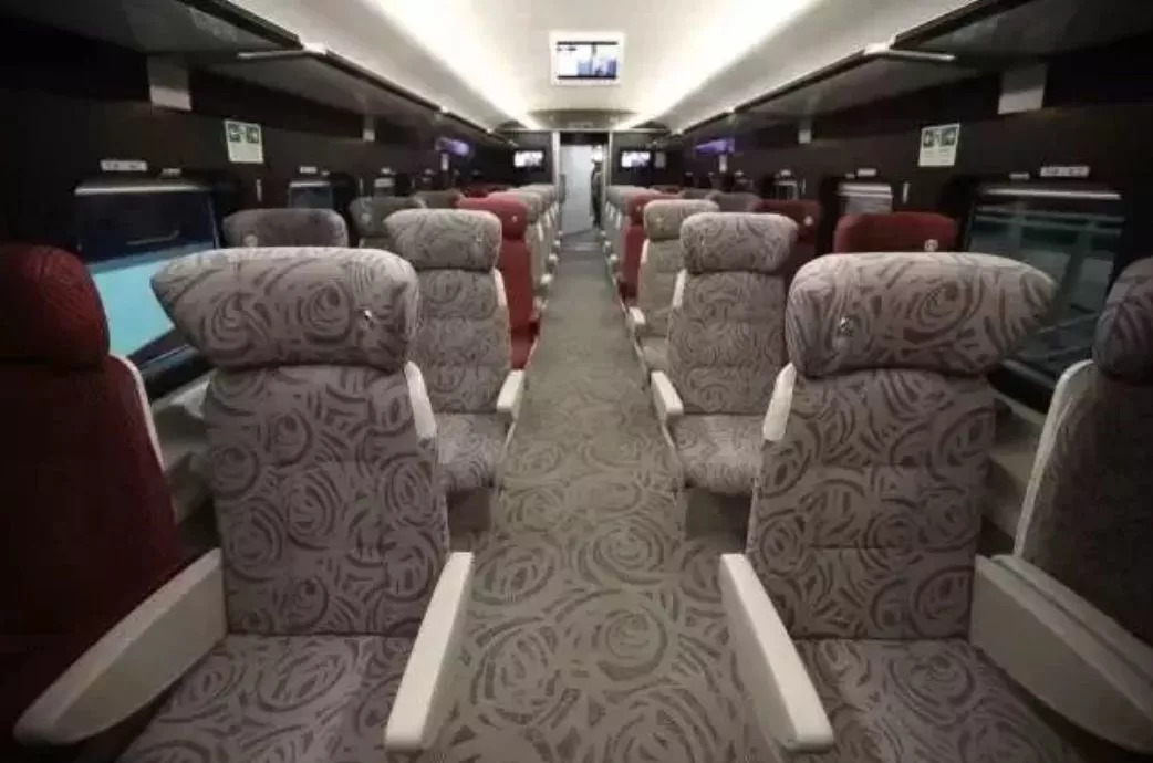 上饶到香港西九龙高铁,上饶到香港九龙的高铁票