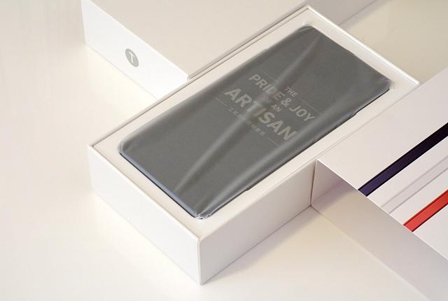 坚果pro2s三大键失灵,发布一年的坚果pro2s还值得购买吗