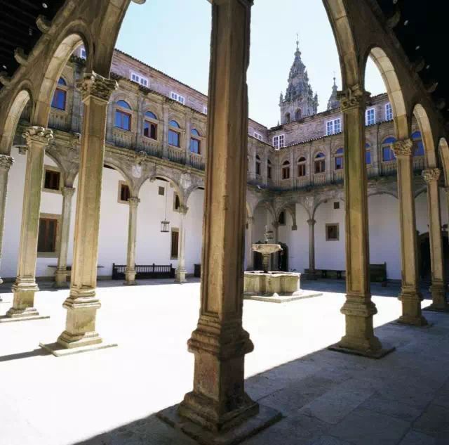 西班牙宫殿风景酒店,亚洲唯一的城堡酒店