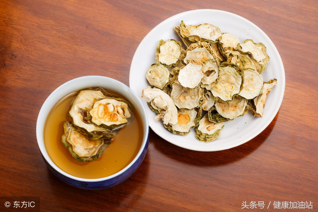 苦瓜跟茶叶喝了有什么好处,苦瓜茶的营养价值