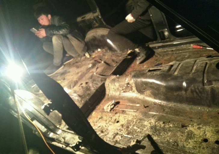 93年切诺基213小切越野大变身，重度爆改8寸升高石头派攀岩大脚怪