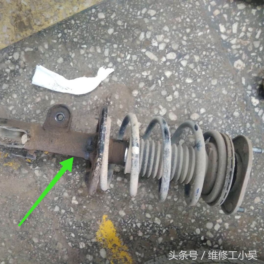 8000公里的车发动机坏了,比亚迪14万公里烧机油