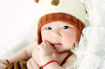 宝宝比较黏妈妈怎么办,宝宝特别黏小朋友怎么办