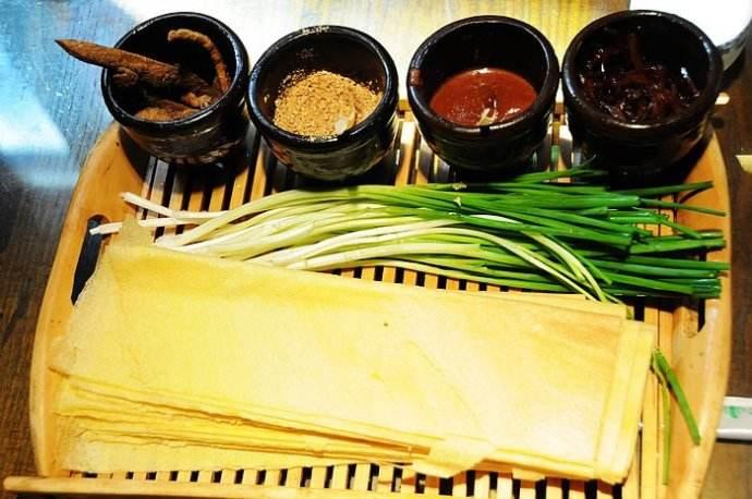 登泰山必须买门票吗,登泰山必须要登山杖吗