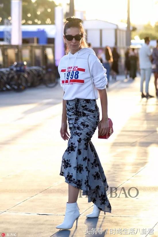 欧阳娜娜同款简约上衣,宋茜撞衫欧阳娜娜