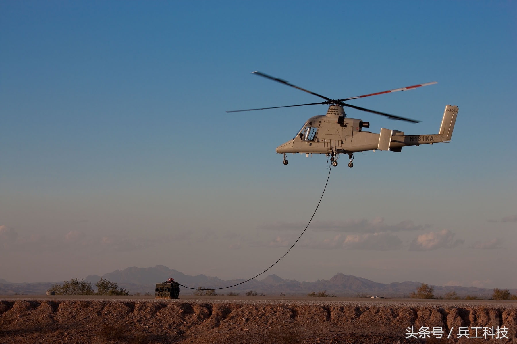 解放军无人机高海拔运送物资,无人机直升机后勤补给