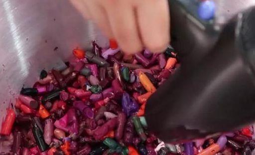 价值20左右的口红涂了会不会烂嘴,10块钱的口红用了有伤害吗