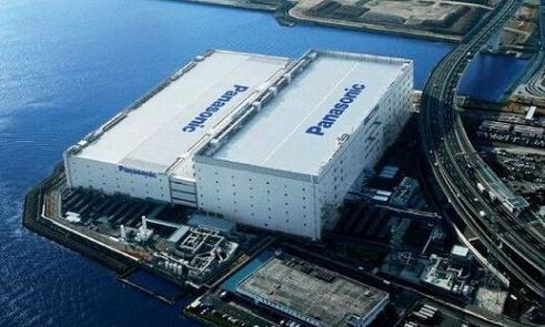 电动车和燃油车优缺点的对比,电动车缺点多用起来不太方便