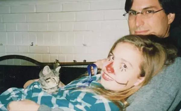 乔布斯继女回忆录,乔布斯的私生女有多少遗产