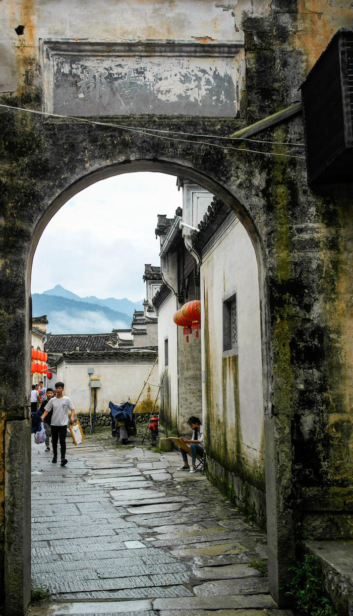 安徽宏村有哪些景点,安徽宏村一座古老的水墨画卷古城