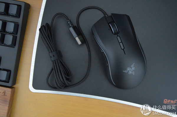 雷蛇razer曼巴眼镜蛇5g竞技版精英,雷蛇曼巴眼镜蛇精英版手感怎么样