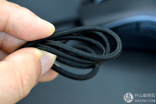 雷蛇razer曼巴眼镜蛇5g竞技版精英,雷蛇曼巴眼镜蛇精英版手感怎么样