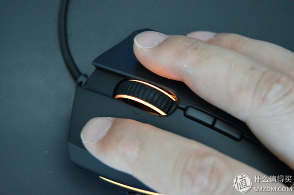 雷蛇razer曼巴眼镜蛇5g竞技版精英,雷蛇曼巴眼镜蛇精英版手感怎么样