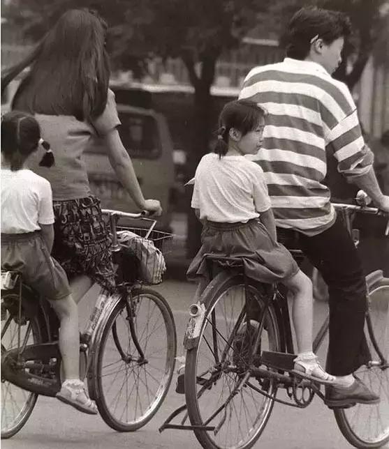 30年前的人们是怎样生活的,30年代的人的生活