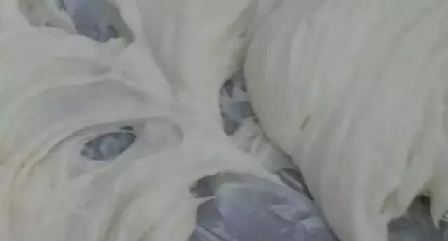 奶油打发怎么才不融化奶油奶酪,奶油奶酪打发太稀了怎么补救