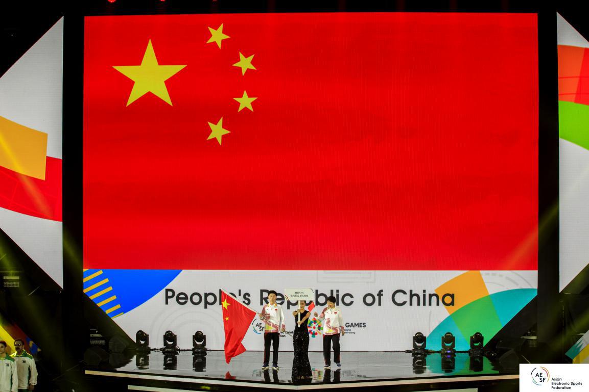 四战全胜！王者代表队夺得首枚亚运会金牌！触手Alan、Ku为国争光