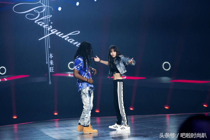 赵丽颖baby同穿迪奥礼服,赵丽颖和杨颖同穿迪奥礼服裙