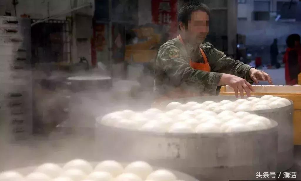 馒头泡水的危害,馒头泡水后会怎么样