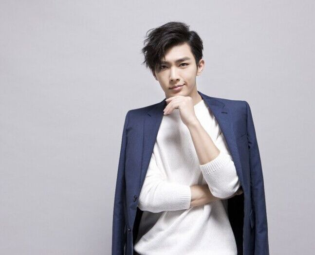 炎亚纶和邱胜翊演的电视剧,炎亚纶和王子邱胜翊同框视频