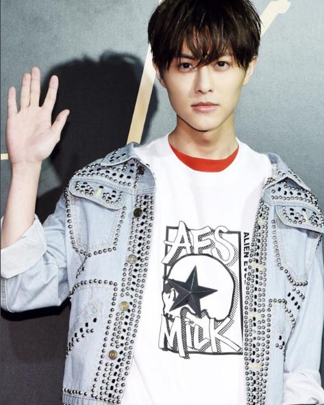 炎亚纶和邱胜翊演的电视剧,炎亚纶和王子邱胜翊同框视频