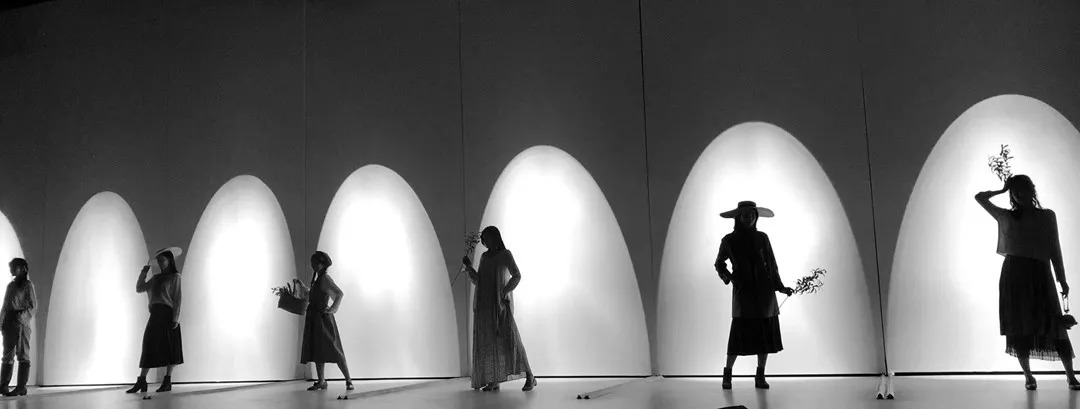 茵曼logo,茵曼店庆十周年