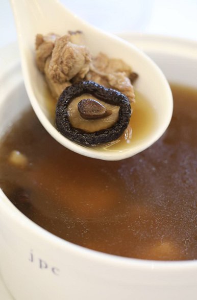 五星级自助餐一人免单,1人去吃自助餐10份免单