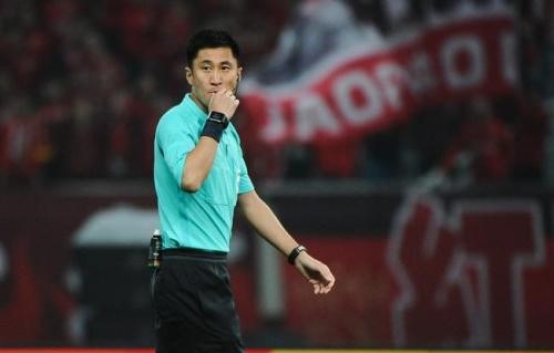 cba赛后裁判报告广东,中超裁判分析