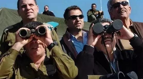 外国领*人最导**想删掉的尴尬照：图2礼仪变强吻，图5总统裤子掉了