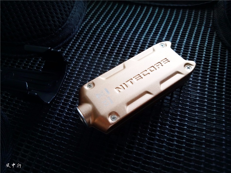 nitecore奈特科尔10000流明手电筒,nitecore手电筒老款