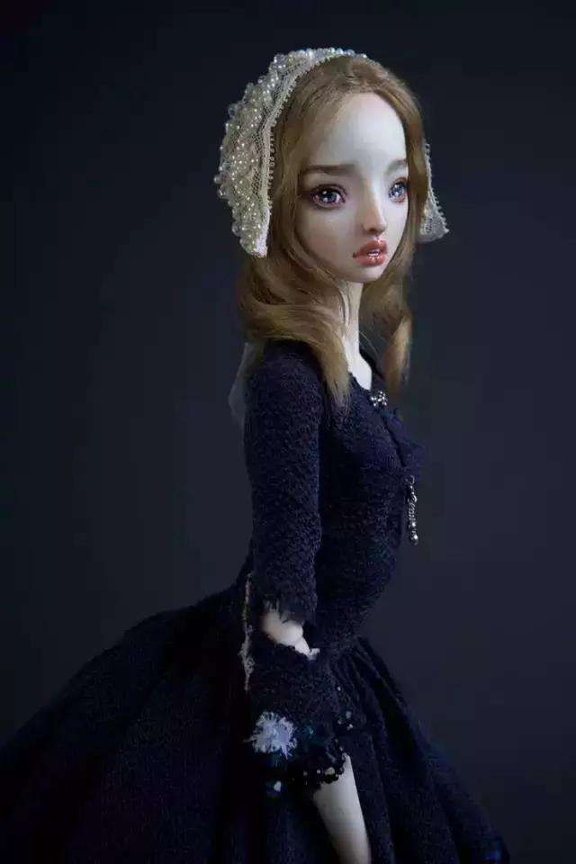 那个娃娃凭什么卖到了76500美元！