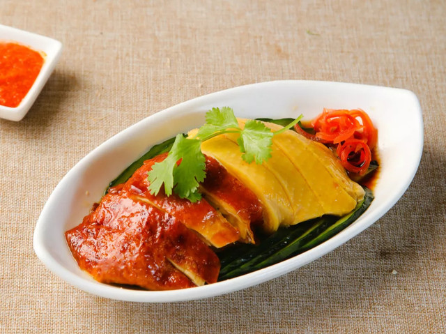 魔都新晋椰子鸡洞穴餐厅,魔都海南鸡