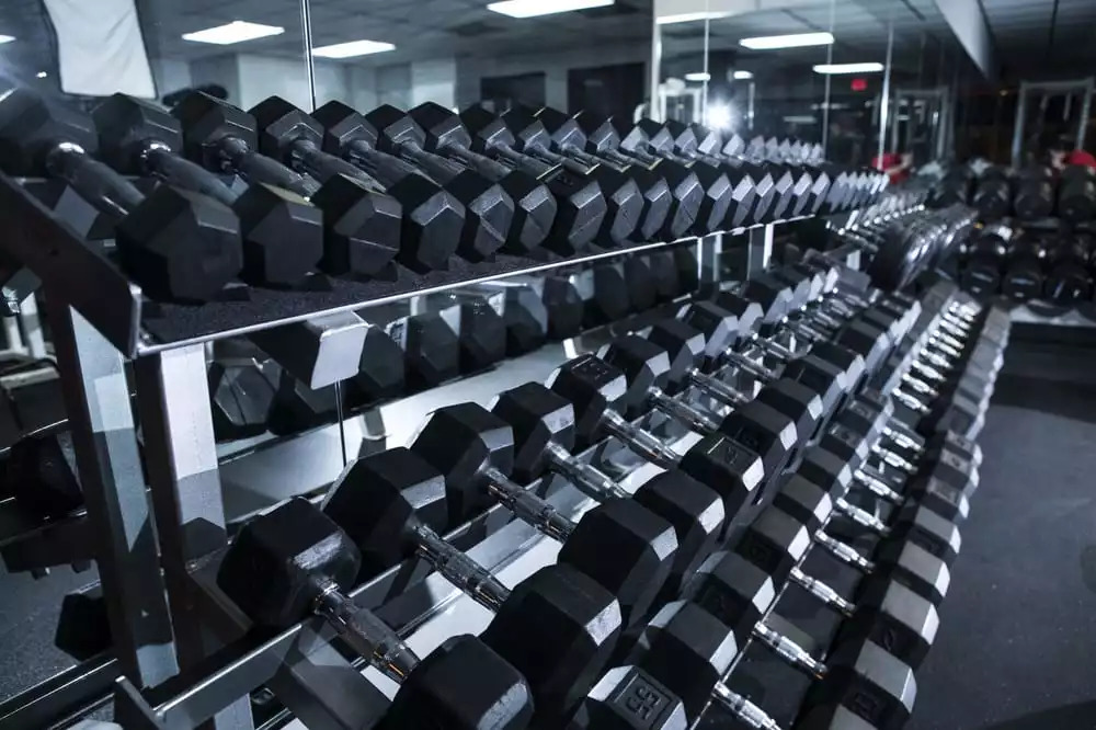 小型健身房连锁加盟店,新手开健身房需要加盟吗