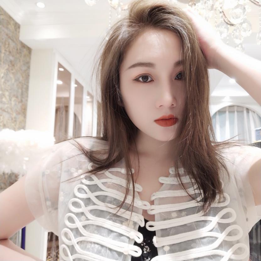 为什么越来越多的女孩子喜欢美图手机，看完天猫的买家秀我知道了