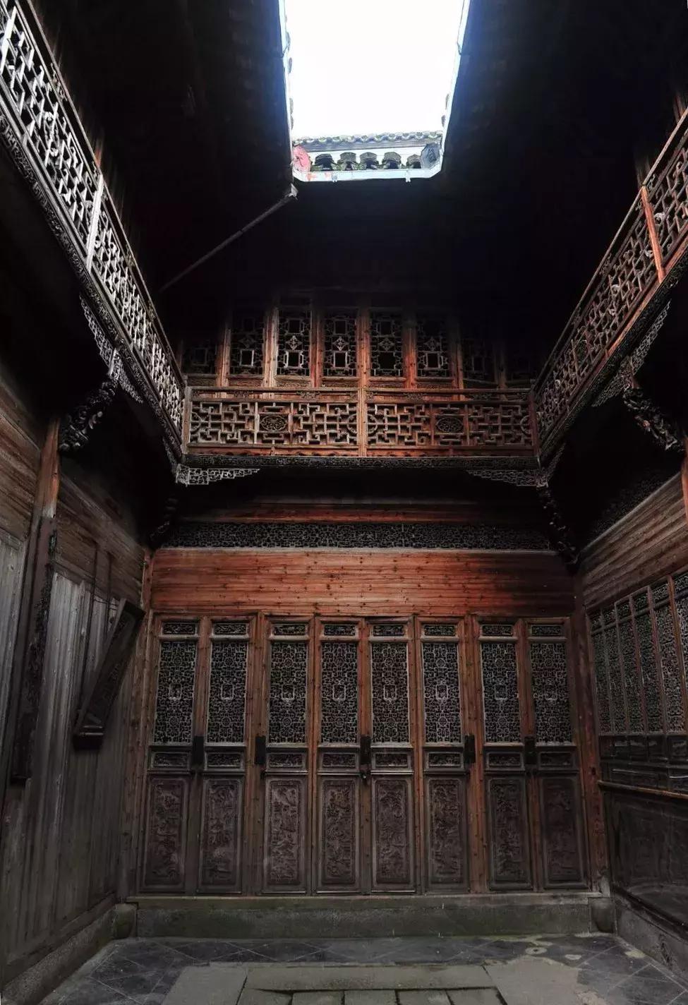 走进徽派建筑,走进黟县县城