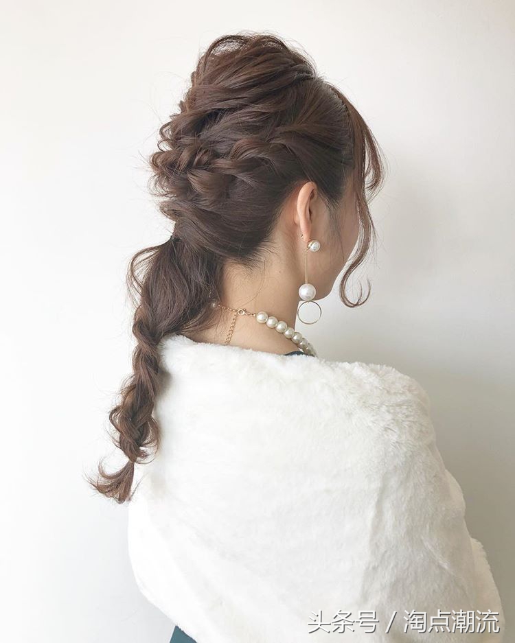 长发双马尾编发教程简单好看,女童长发编发教程简单好看