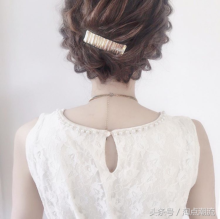 长发双马尾编发教程简单好看,女童长发编发教程简单好看