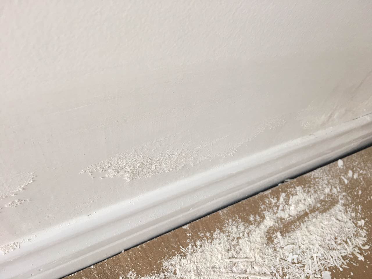 新墙处理反碱用什么材料,新墙没粉刷怎么抑制反碱