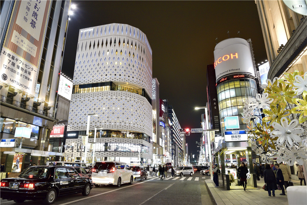 东京购物必买的几款女装,东京有哪些商场值得逛
