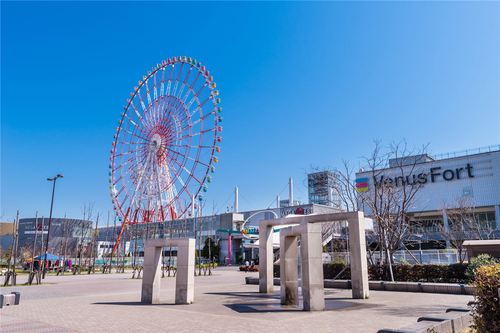 东京购物必买的几款女装,东京有哪些商场值得逛