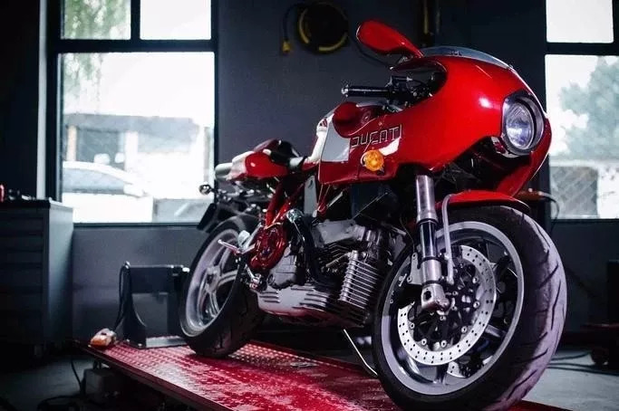 意大利顶级超跑多少钱,意大利全球顶级超跑