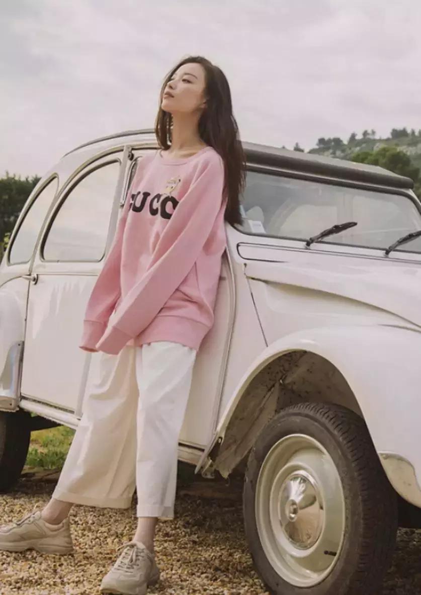 有什么时髦又好看的卫衣可以入手,今年必火的3款卫衣时髦极了