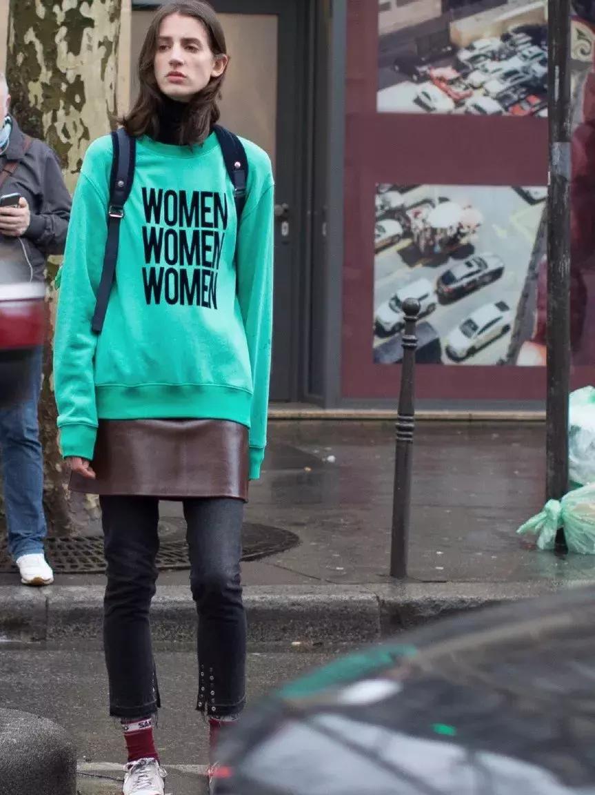 有什么时髦又好看的卫衣可以入手,今年必火的3款卫衣时髦极了