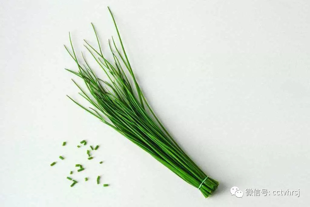 烹饪粤菜避风塘炒蟹,撑得起场面的菜图片