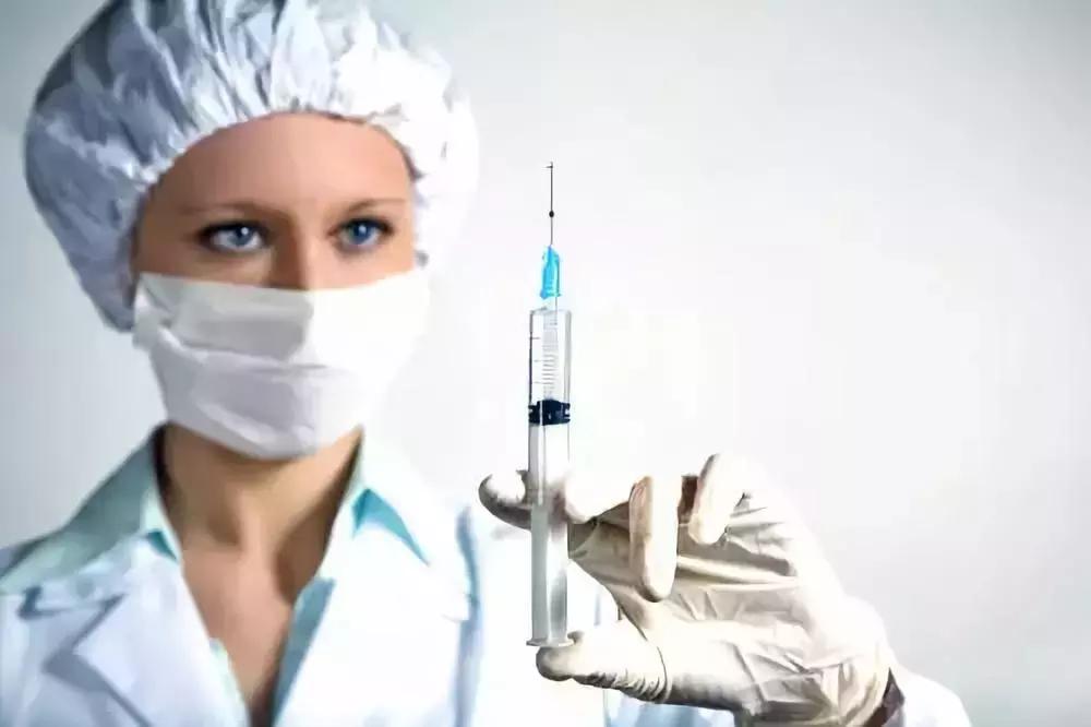 狂犬病发作3个阶段,6天内死亡和狂犬病人爱爱会被传染吗