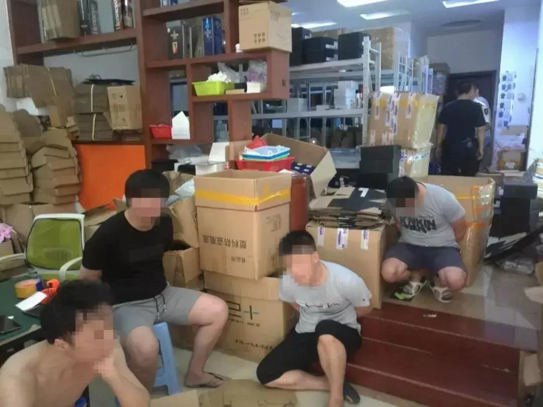 浙江浦江警方破获诈骗案,非法经营烟花涉案20万