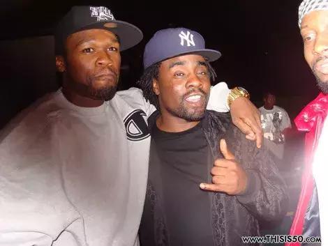 champion脏橘色,champion烂大街