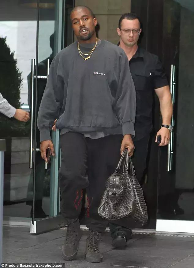 champion脏橘色,champion烂大街