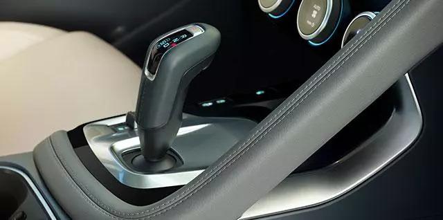 捷豹e-pace到底值得购买吗,新款捷豹e-pace官图发布